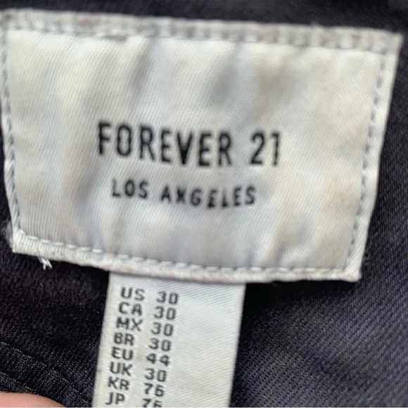 Forever 21 Denim Overalls Women 30 Black Fade Bib Pocket Y2K Western Retro Boho - Picture 8 of 12